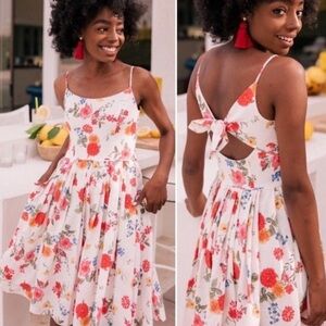 Gal Meets Glam Cassie Floral Linen Bow Back Tie Swing Dress Summer Sundress 2